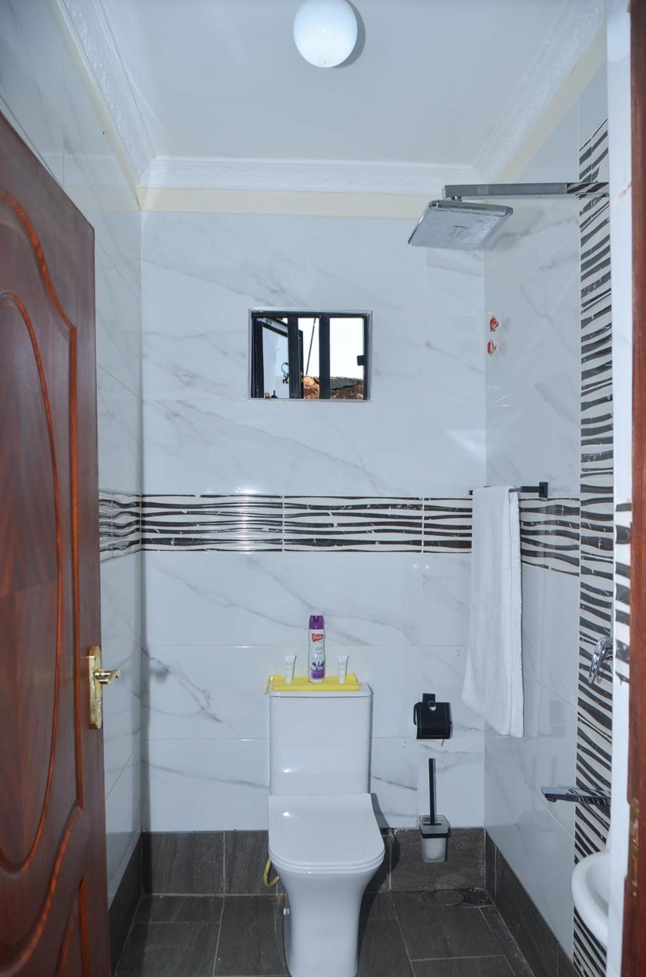 Prime Nomads Apartment Kisumu Luaran gambar